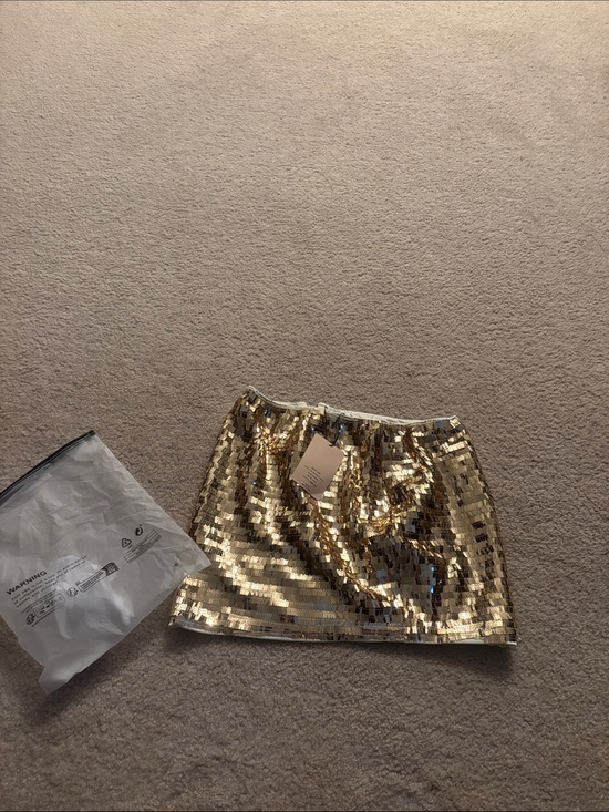 SHEIN Dresses & Skirts - SHEIN Gold Sequin Mini Skirt